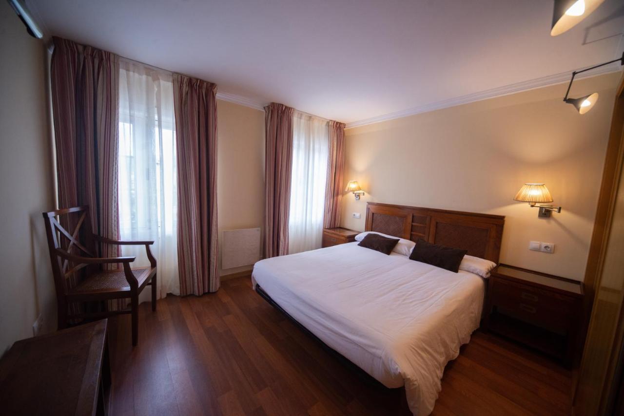 Cabalo Furado Tui Hotel Kültér fotó